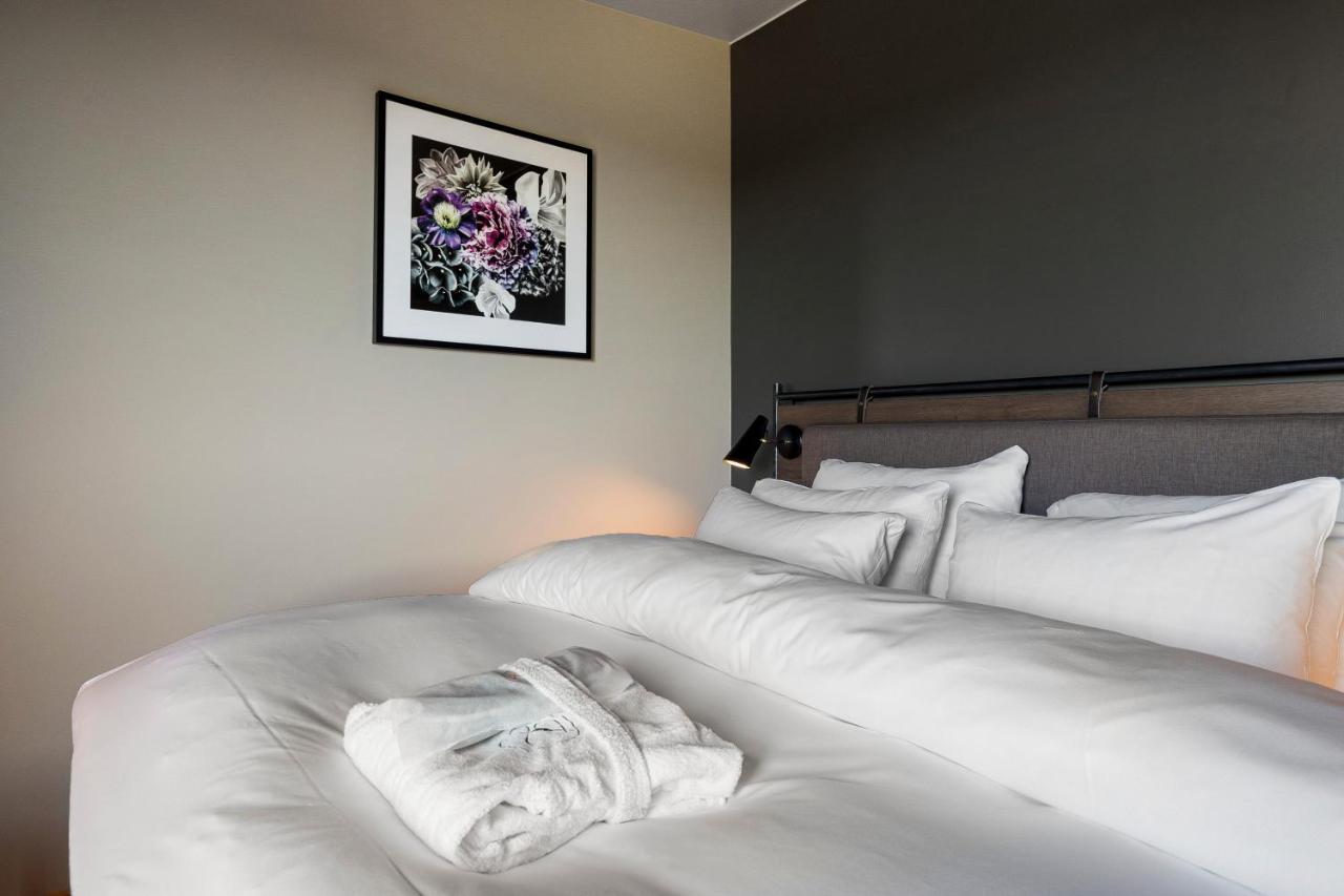 Lily Country Club Hotell Klofta Exteriör bild